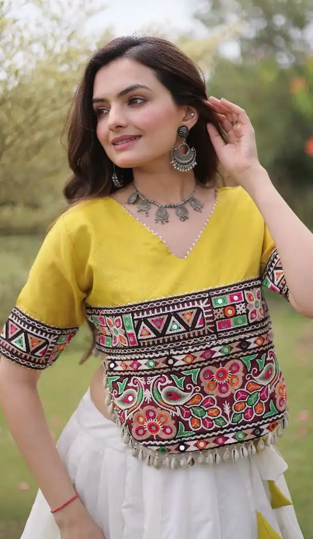 White Kutchi Gamti Embroidery Roman Silk Navratri Chaniya Choli - 172658974