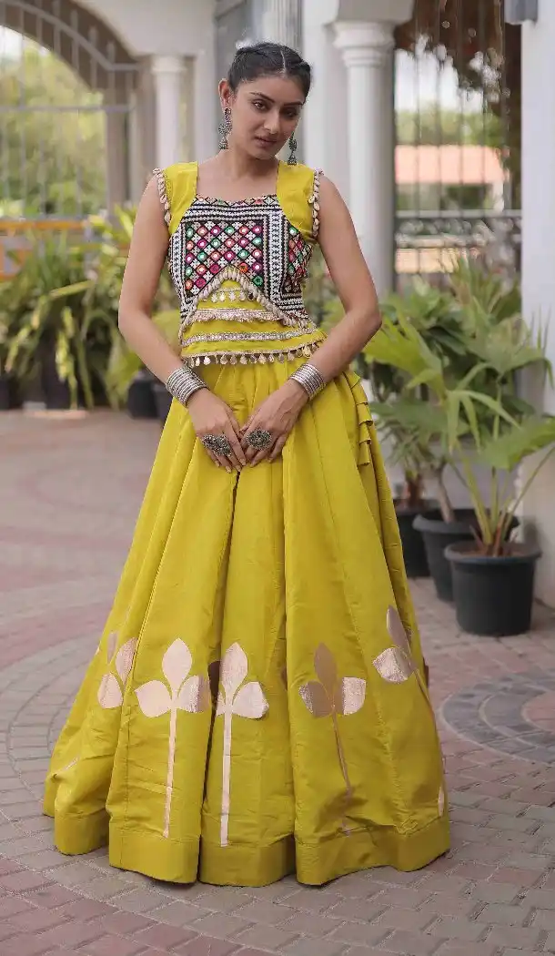 Parrot Green Pan Gota Patti Navratri Chaniya Choli - 173989909