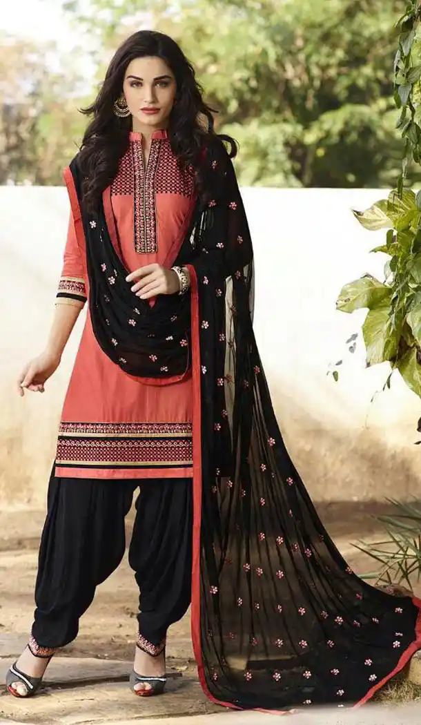 Green Color with Cotton Fabric Patiala Style Punjabi Suit | FH383563010
