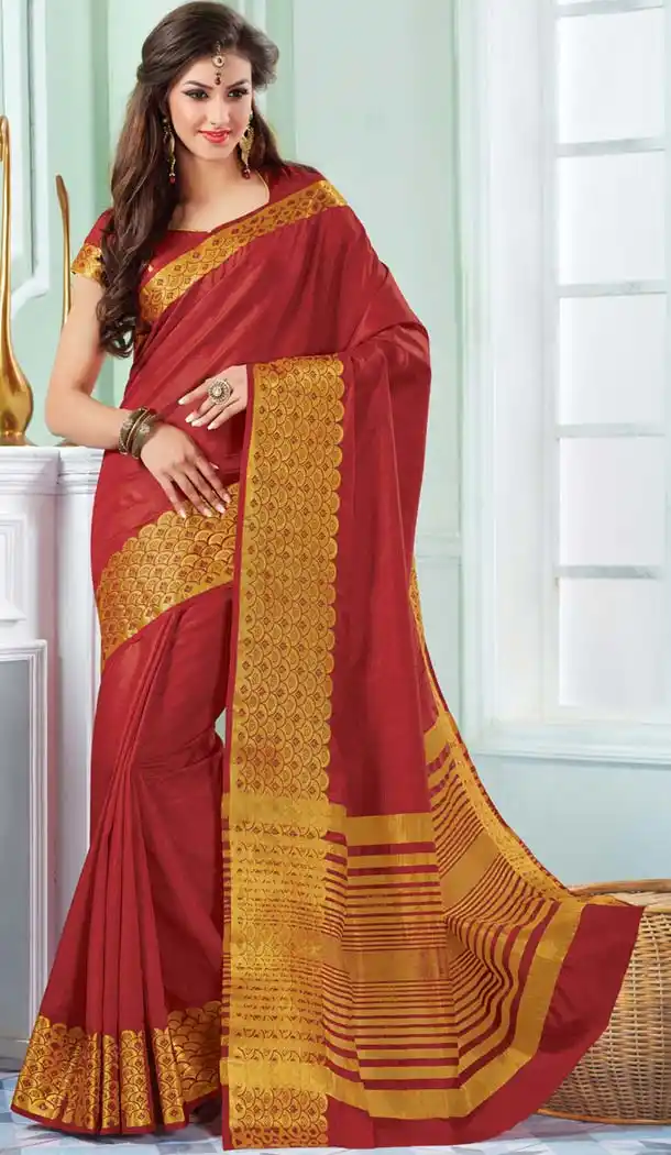 Plain Pallu Saree in Brick Red | FH418767070