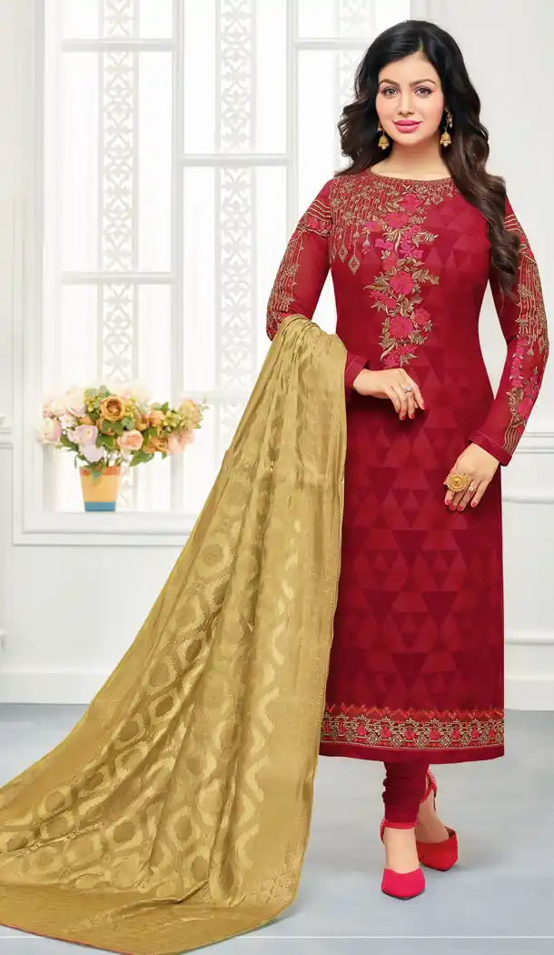 Bollywood Star Ayesha Takia Pink Geregette Churidar Suit | 15667973