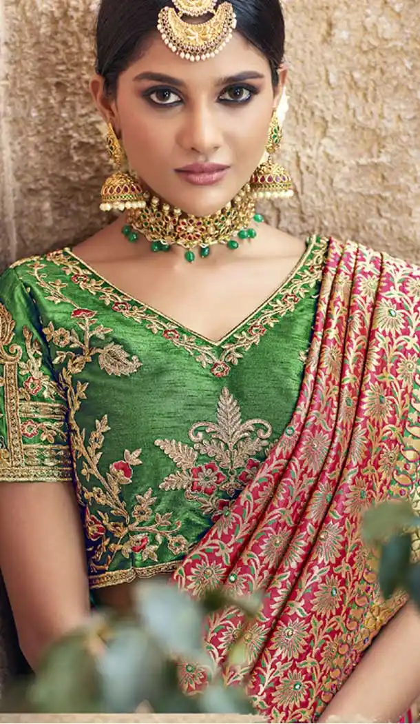 Splendorous Majanta Color Pure Banarasi Silk Designer Saree | 358142411