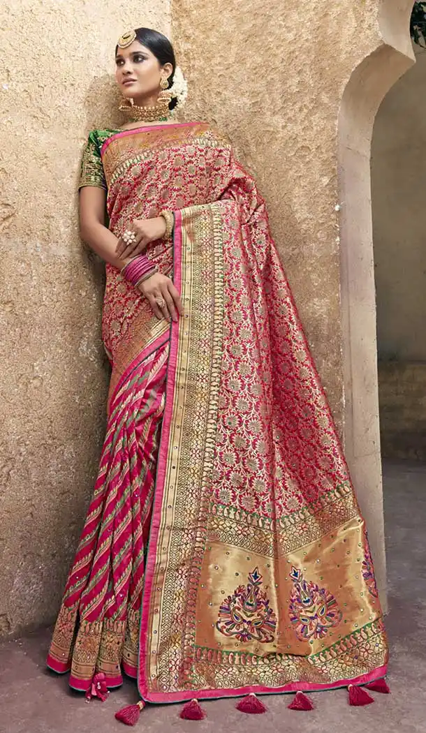 Splendorous Majanta Color Pure Banarasi Silk Designer Saree | 358142411