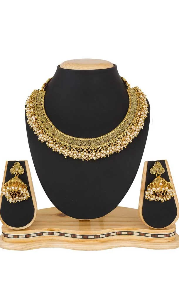 Golden Color Kundan Imitation Jewellery Necklace Set - 392947334