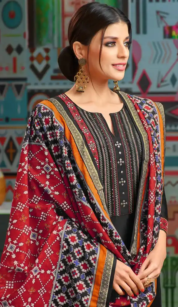 Black Color Chanderi Cotton Printed Casual Wear Palazzo Suit - 400348258