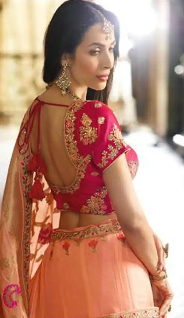 Malaika Arora Khan Wedding Banarasi Silk Lehenga Choli in Pink Color - 394747646