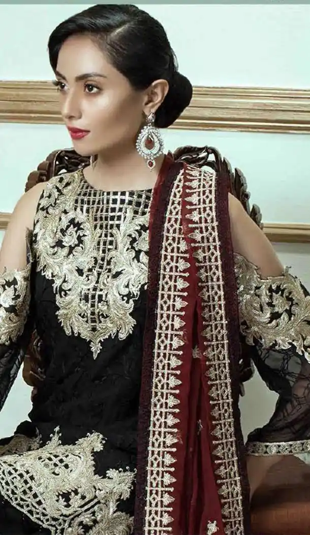 Georgette and Embroidery Work Pakistani Salwar Kameez in Black Color - 400948410