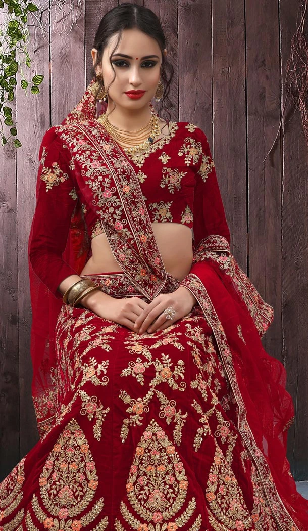 Velvet Red Color Havvy Work Designer Bridel Lehenga Choli For Women - 410549653