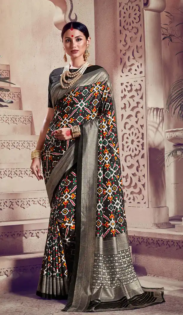 Gleaming Black Color Kanjivaram Silk Casual Wear Saree Blouse - 518163327
