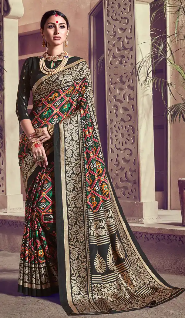 Black Color Kanjivaram Silk Casual Wear Saree Blouse - 518163329