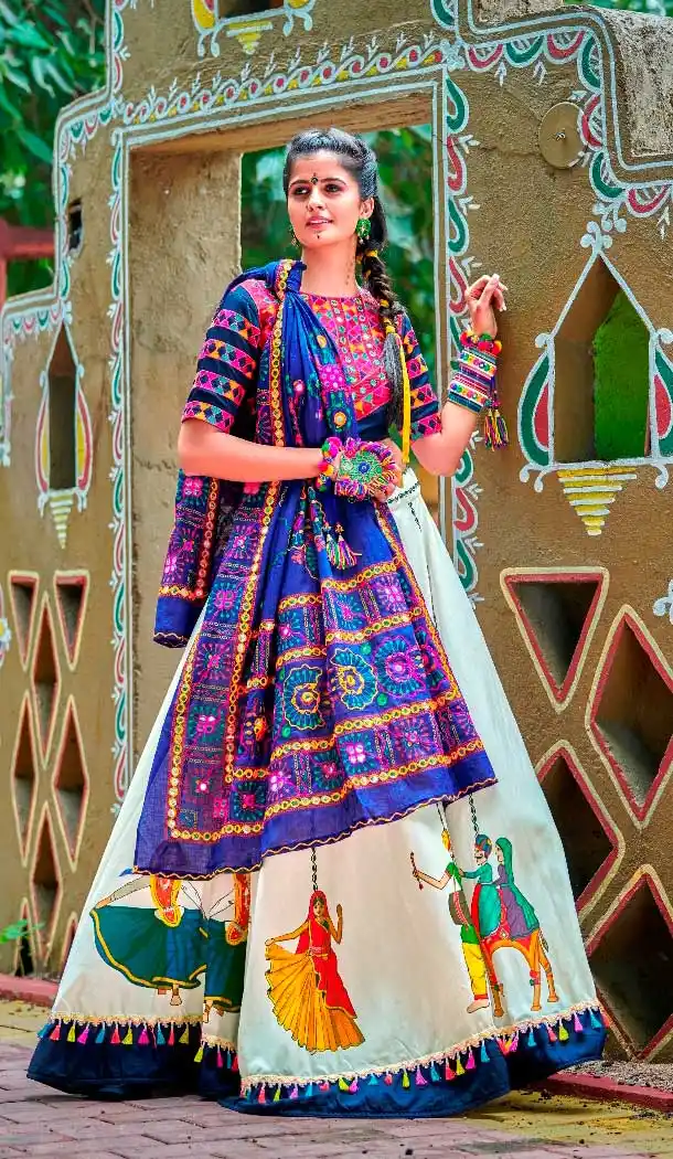 traditional chaniya choli designs for navratri
