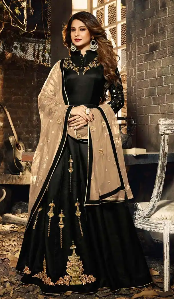 Black Color Silk Georgette Pakistani Long Anarkali Suits -595674051