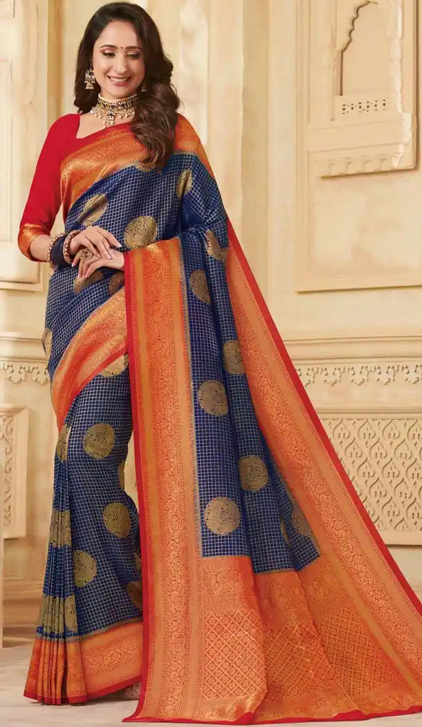 maharashtrian traditional look in saree
