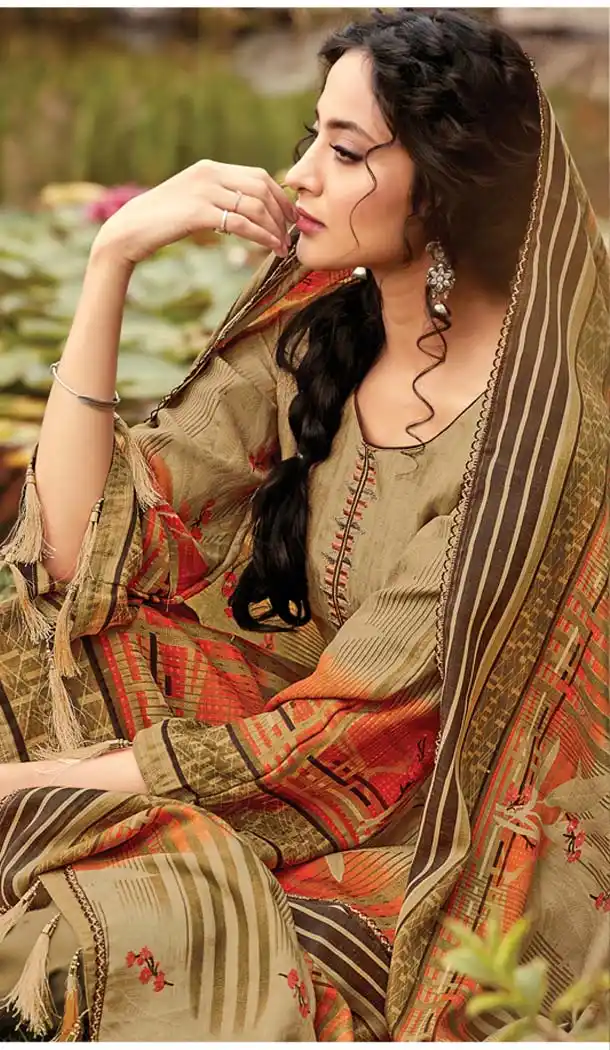 Beige Color Wool Pashmina Jacquard Casual Salwar Kameez -643380424