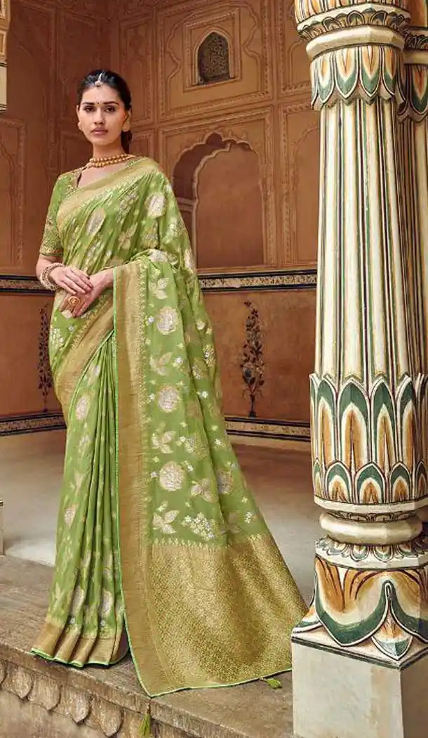 Green Color Banarasi Silk Designer Wedding Wear Saree With Blouse -702587522