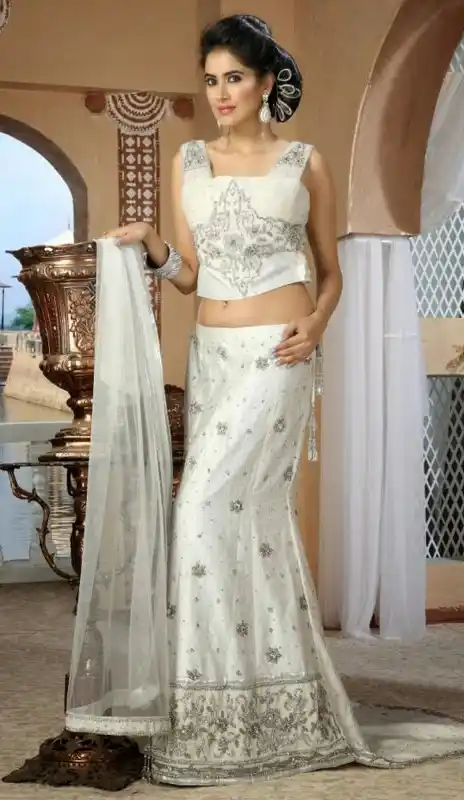 Mesmerizing Off White Wedding Lehenga Choli