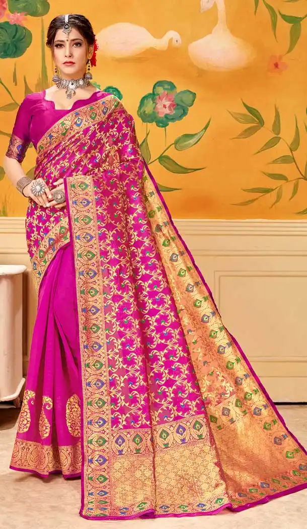 Chic Pink Color Lichi Cotton Print Work Traditional Saree -712488481