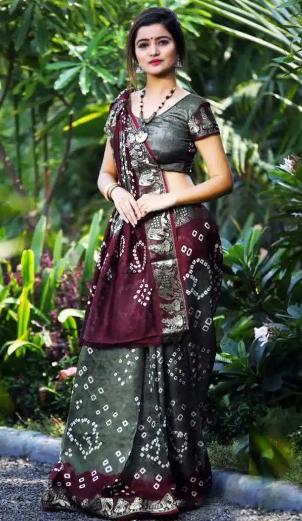 Magnificient Grey Color Art Silk Traditional Bandhani Saree Blouse -722489536
