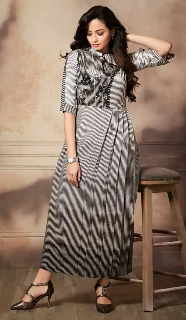 Black White Color Handloom Rayon Party Wear Readymade Kurti -pf76646321