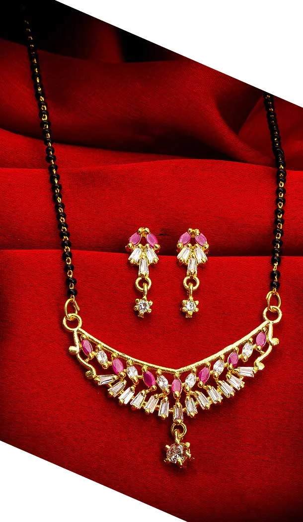 Aesthetic Love Pendant Alloy Imitation Mangalsutra -706387884