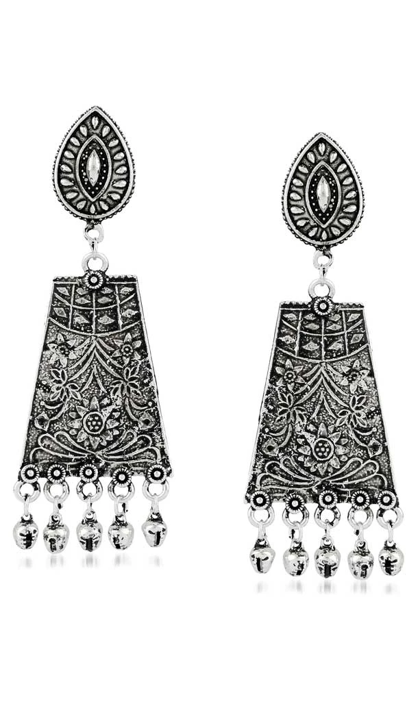 Scintillating Silver Oxide Color Brass Gold Plated Fashion Earrings -716588906