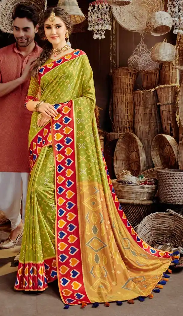 Olive Green Color Silk Printed Cassual Party Wear Fancy Saree Blouse -804998220