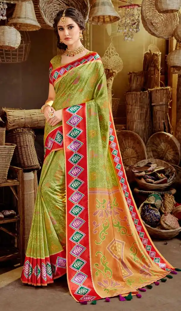 Enigmatic Green Color Silk Printed Cassual Party Wear Fancy Saree Blouse -804998224