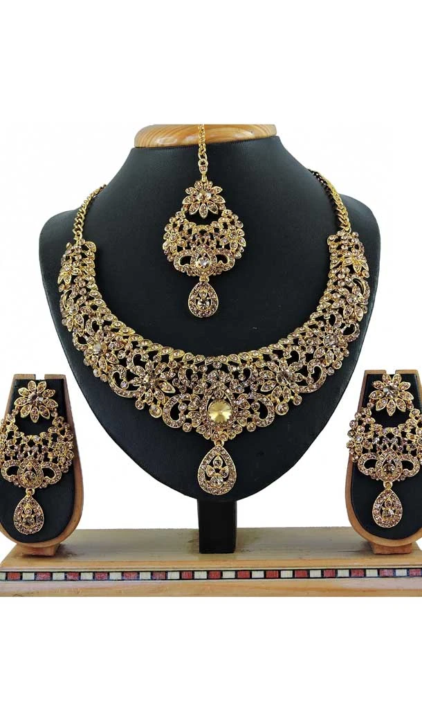 Multi Color Alloy Stone Designer Traditional Necklaces Set -807898570