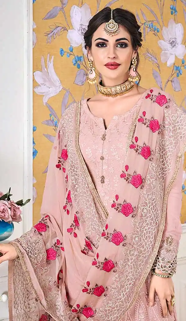 Peach Color Foux Georgette Pakistani Style Salwar Kameez -812999054