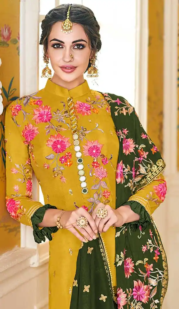 Yellow Color Foux Georgette Pakistani Style Salwar Kameez -812999058
