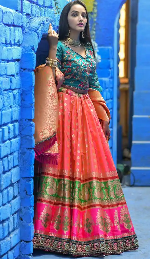 Gajri Color Banarasi silk Designer Traditional Wear Lehenga Choli -814999232