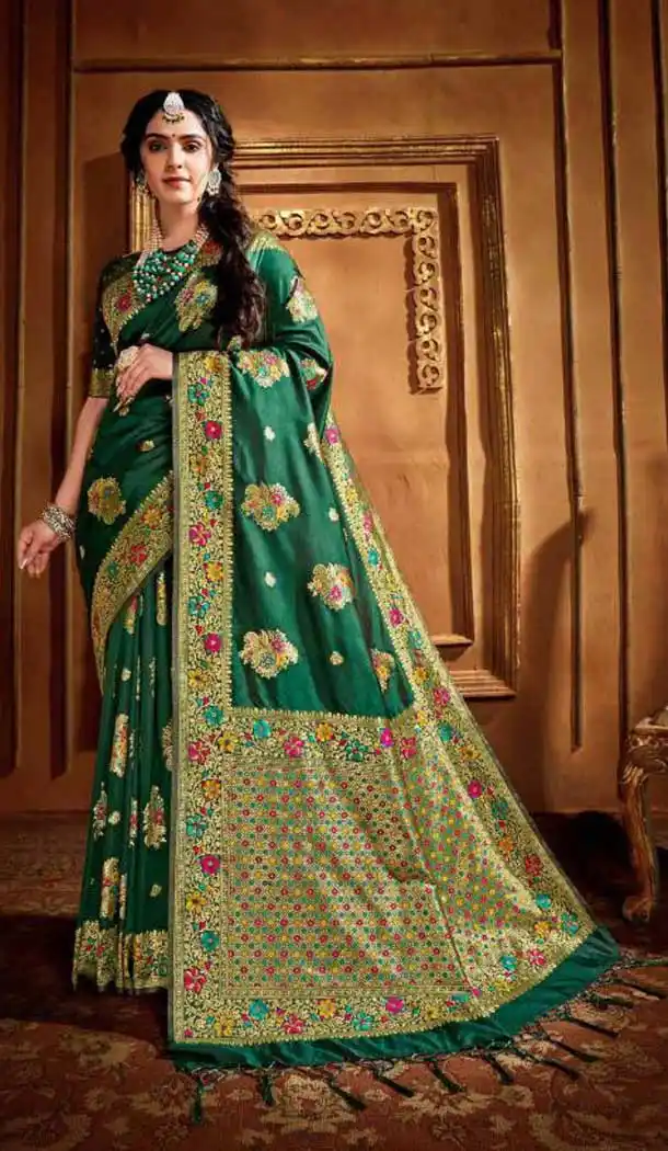 Green Color Silk Weaving With Jacquard Work Designer Saree Blouse -8765104912