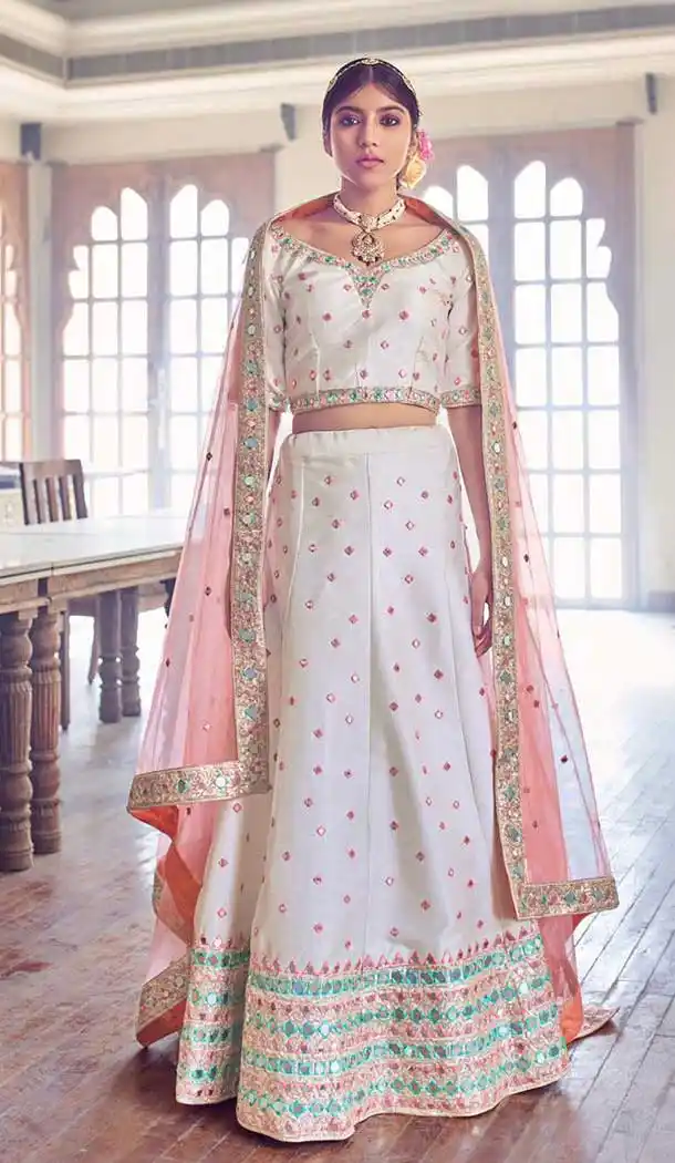 priyanka mehendi lehenga -9381110811