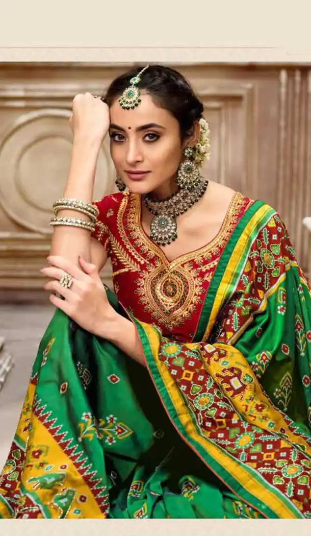 Green Color Patan Patola Pure Silk Bridal Wedding Wear Saree Blouse -9420111102