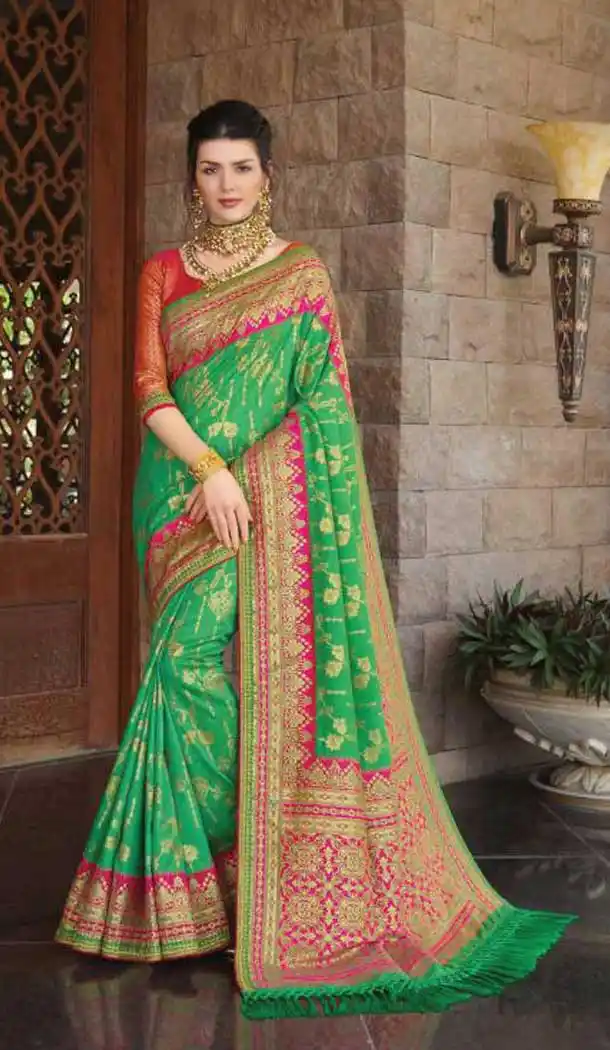Light Green Color Silk Heavy Designer Traditional Wear Saree Blouse -350120186