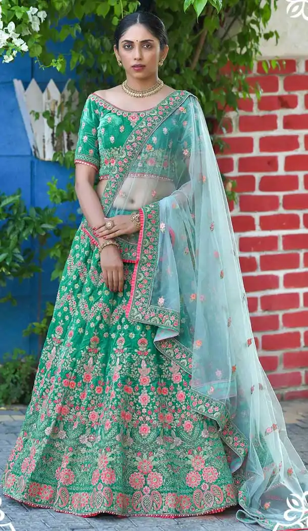 Light Green Color Velvet Heavy Designer Bridal Wedding Wear Lehenga Choli -664123315