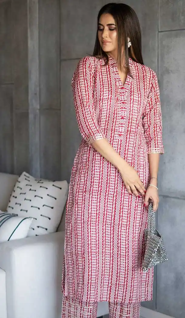 Maroon Color Pure Maslin Party Wear Readymade Kurti -1974135027