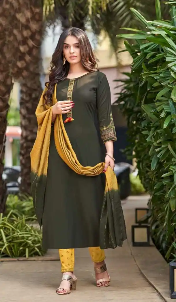 Hunter Green Color Heavy Rayon Evening Wear Plus Size Salwar Suit - 2584140407