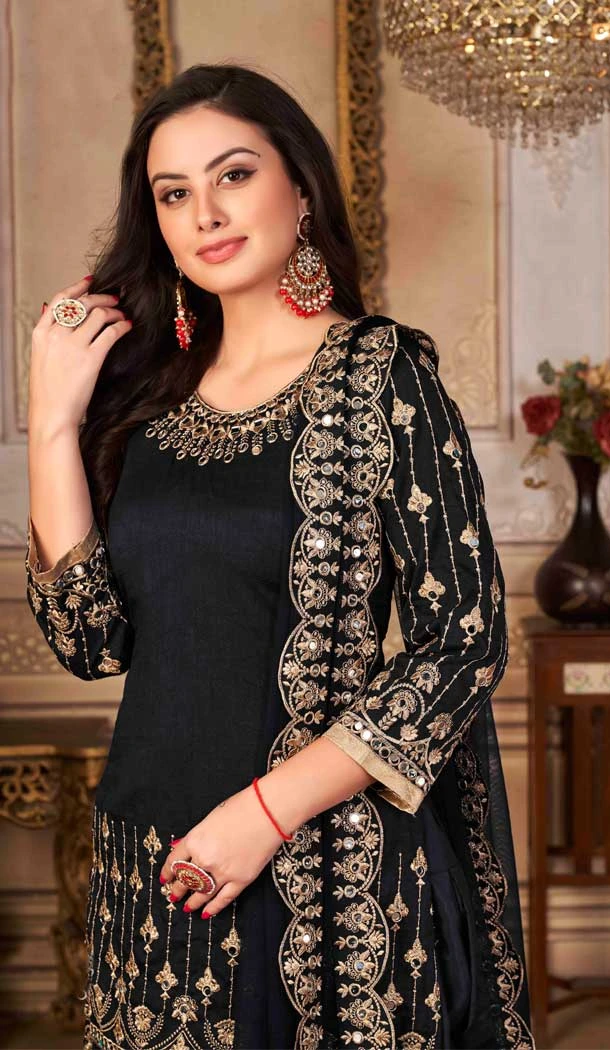 Black Color Embroidery Work Art Silk Punjabi Style Salwar Kameez - 4482154897
