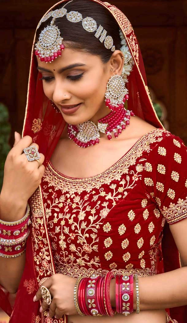 Red Color Velvet Embroidery Work Bridal Wedding Wear Lehenga Choli -4578155651
