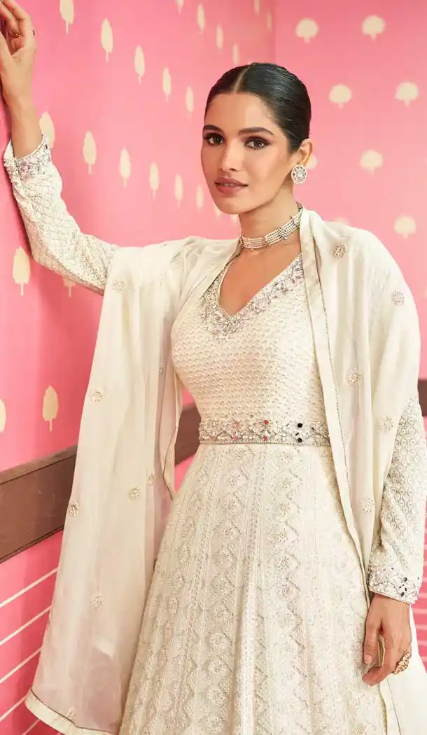 Georgette Embroidery Work Pakistani Style Salwar Kameez in White Color -4804157682