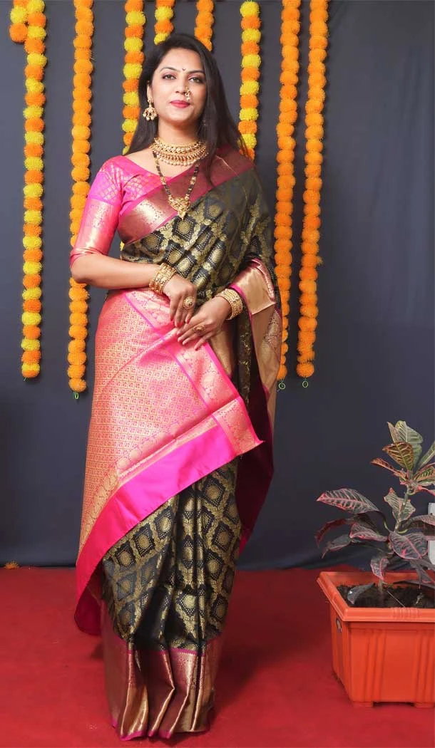 Traditional Wear Green Color Banarasi Silk Jacquard Work Designer Saree -5086159760