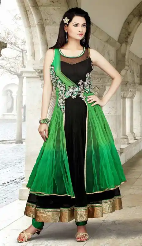 Alluring Black & Emerald Green Salwar Kameez