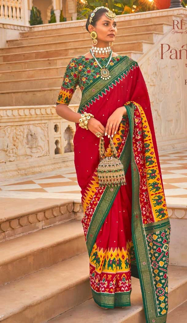 Red Color Smooth Silk Print And Hand Work Designer Saree -5371161672