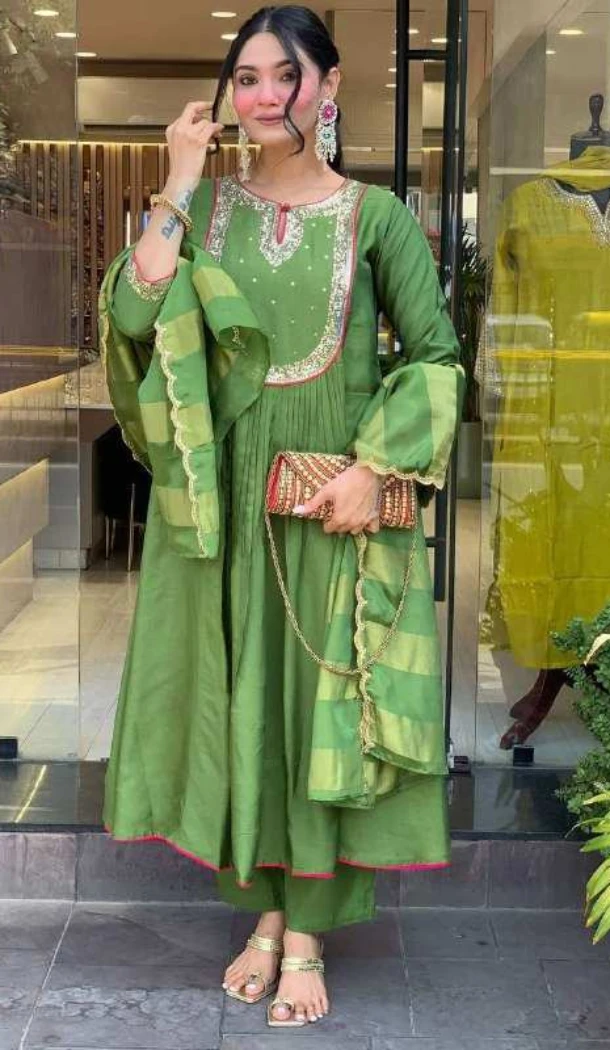 Women Heavy Viscose Roman Silk Green Salwar Suit Embroidery - 13209211537