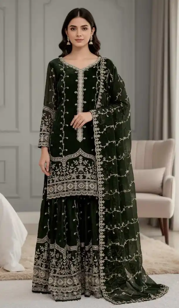 Black Fendy Silk Palazzo Suit with Sequence Work – 216062